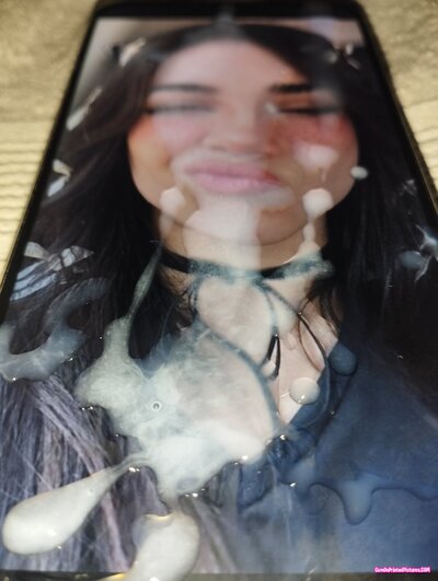 Thumbnail for Alana Flores Cumtribute