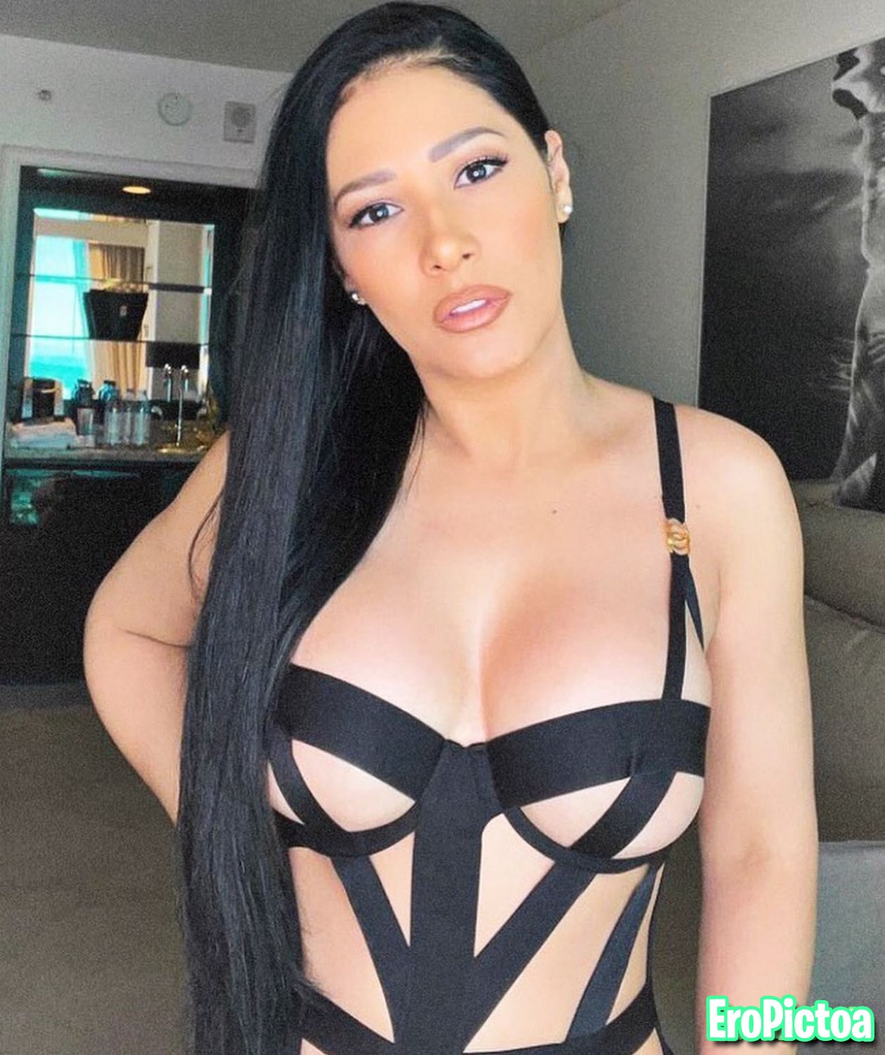Simaria cumtribute photo featuring Famosa - Part 89