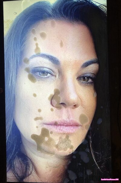 Thumbnail for Cumtribute for bitchy brunette MILF slut