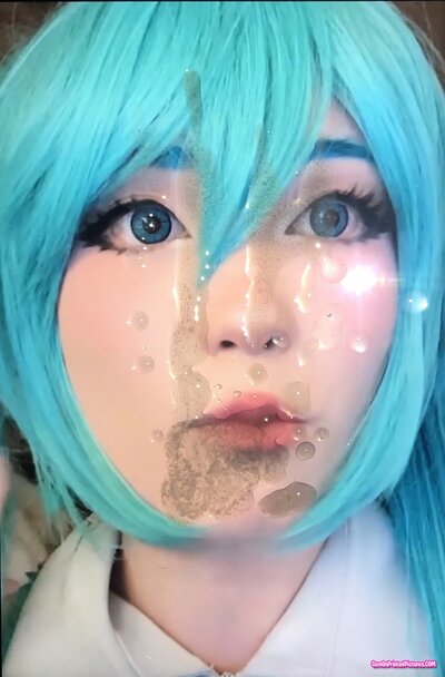 Thumbnail for Em1 Cumtribute