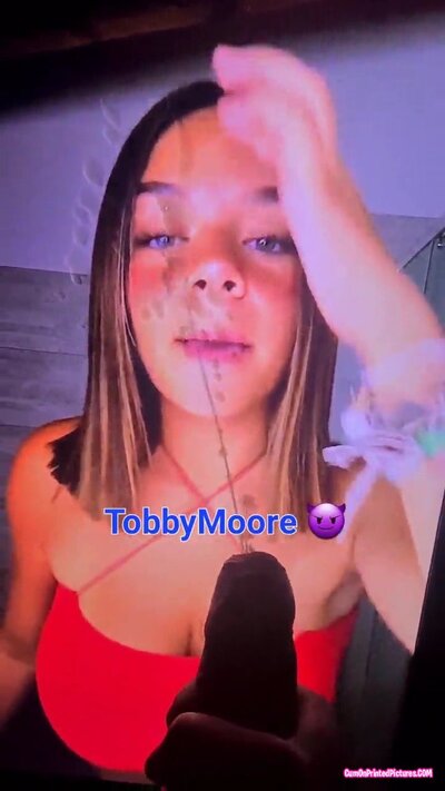 Thumbnail for 📹 CumTribute sur ElisaBernardoni 😈 (TobbyMoore X Elisa Bernardoni)