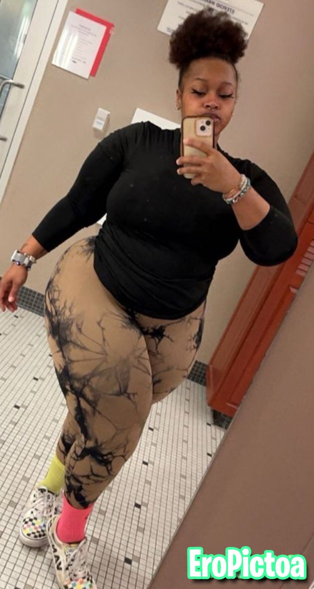 This Bbw goon ass so phat photo - Part 5