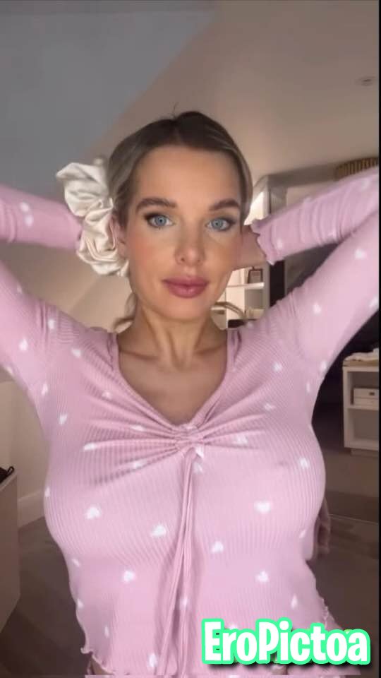 Gooning for celebs 19 photo featuring Celebrity