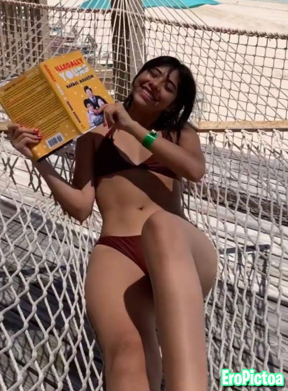 Xochitl Gomez GOON collection photo featuring celebrities - Part 49