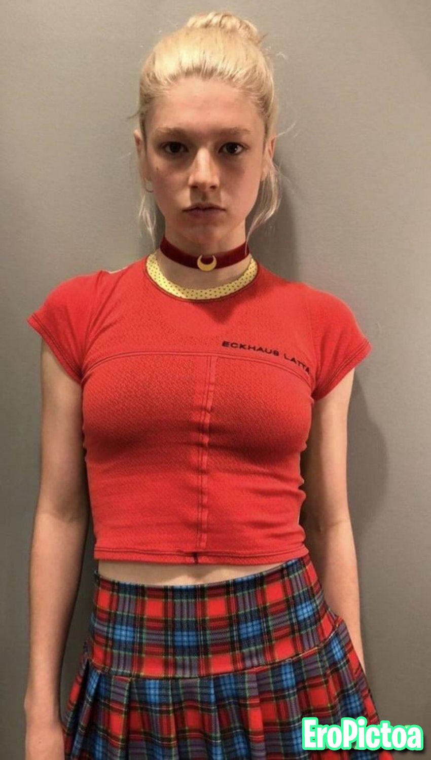 Hunter Schafer GOON collection photo featuring trans - Part 19