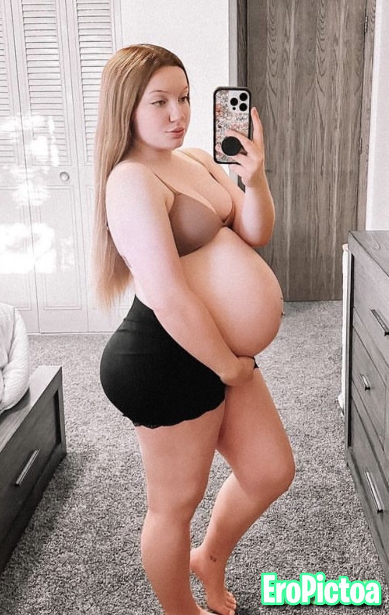 Goon for preggos photo featuring selfie - Part 18