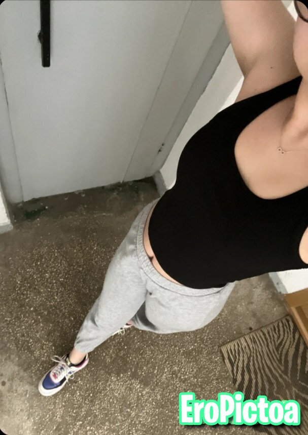 Goon to Andreea photo featuring tik tok - Part 5