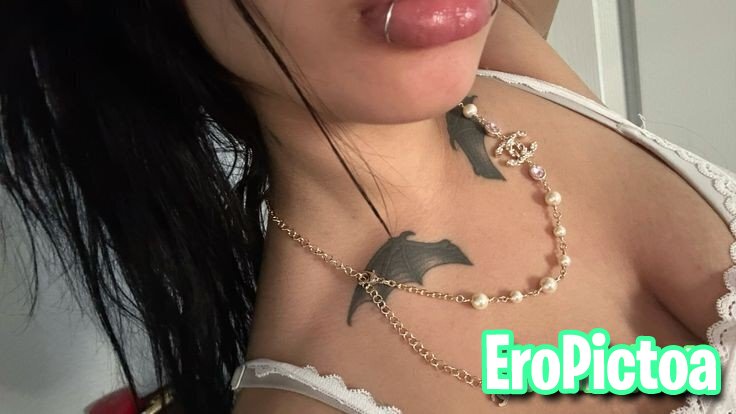 Sexy DSL Goon Fuel photo featuring bimbo lips - Part 6