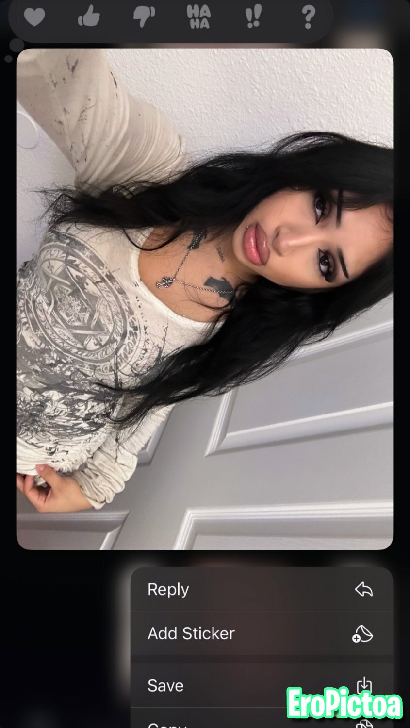 Sexy DSL Goon Fuel photo featuring fake lips - Part 34