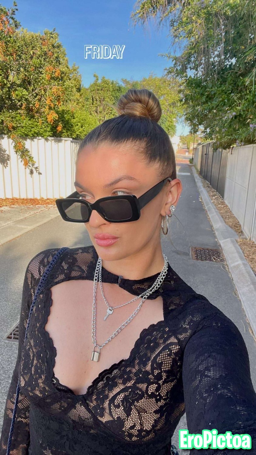 Lil Aussie slut photo featuring Insta - Part 1
