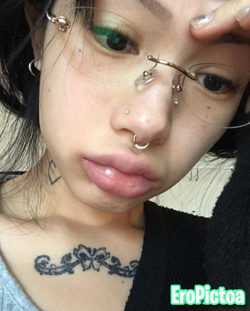 Korean DSL Goon Fuel photo featuring dick sucking lips - Part 4