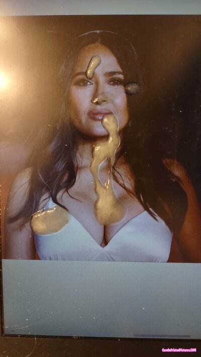 Thumbnail for Beautiful Latina mommy Salma Hayek tittyfucking horny gooning cum tribute~ (SOP)