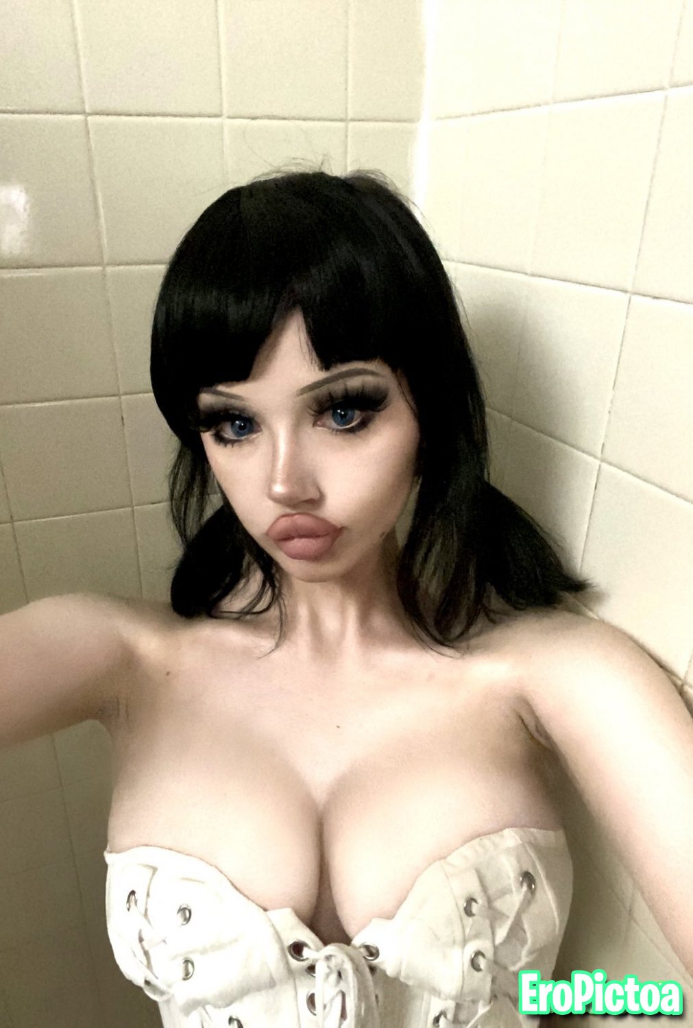 Goth Bimbo Goon Fuel photo featuring dick sucking lips - Part 18