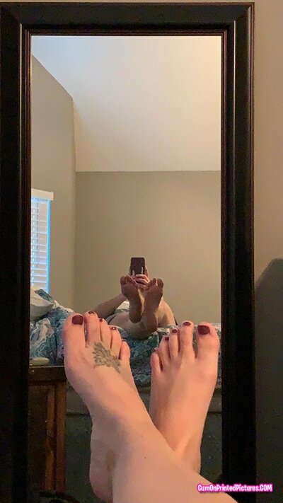 Thumbnail for mom and dau footwhores