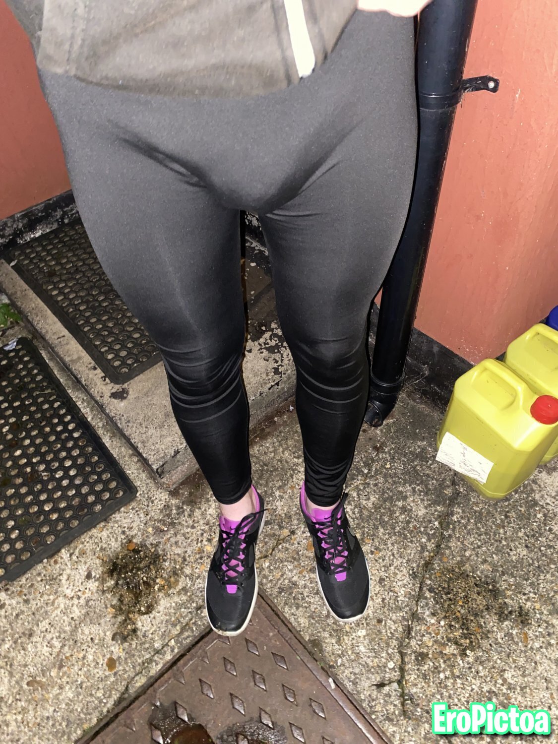 Sissy Kiera diapered photo featuring video diapered