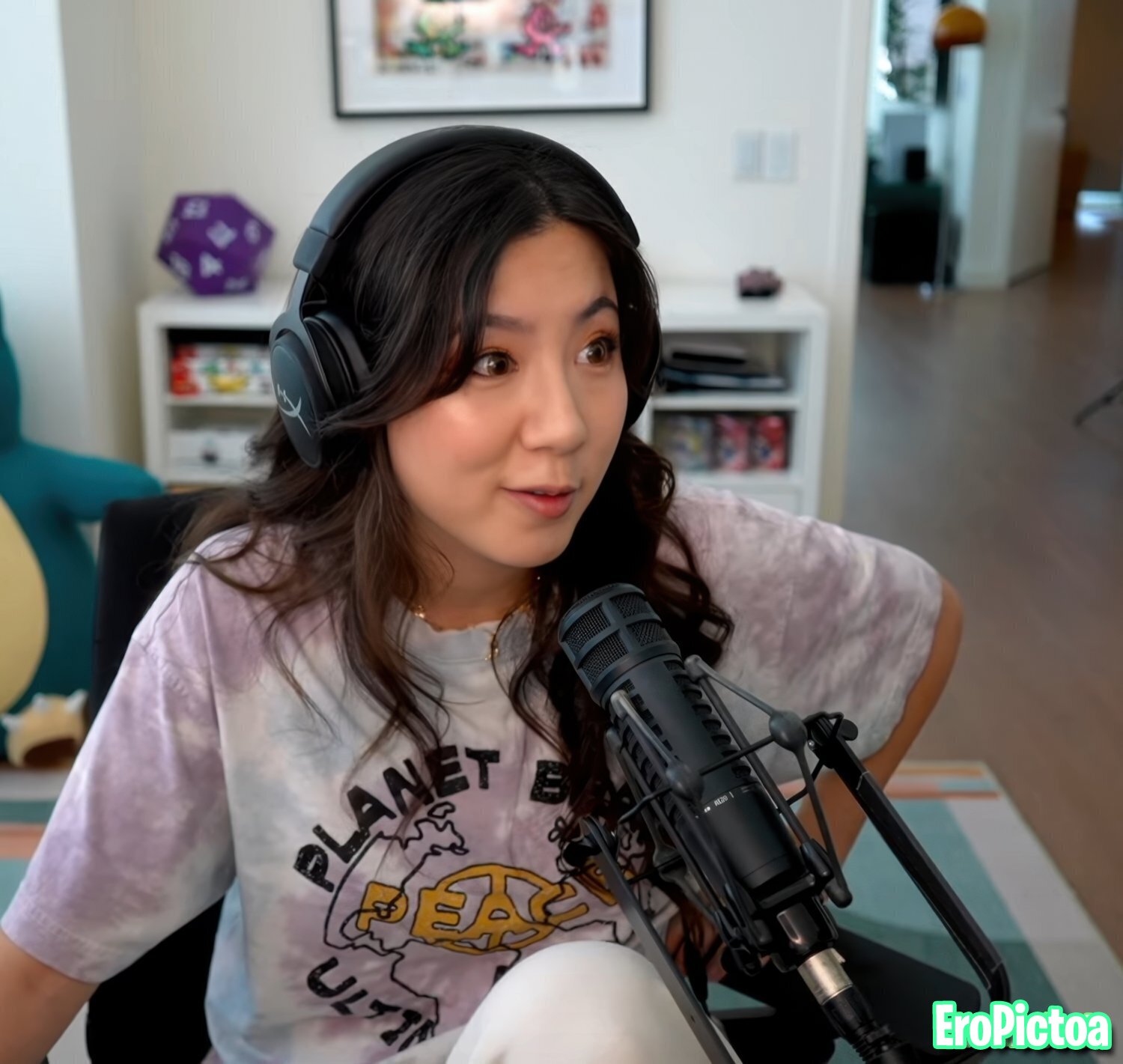 Fuslie [2] photo featuring american - Part 48