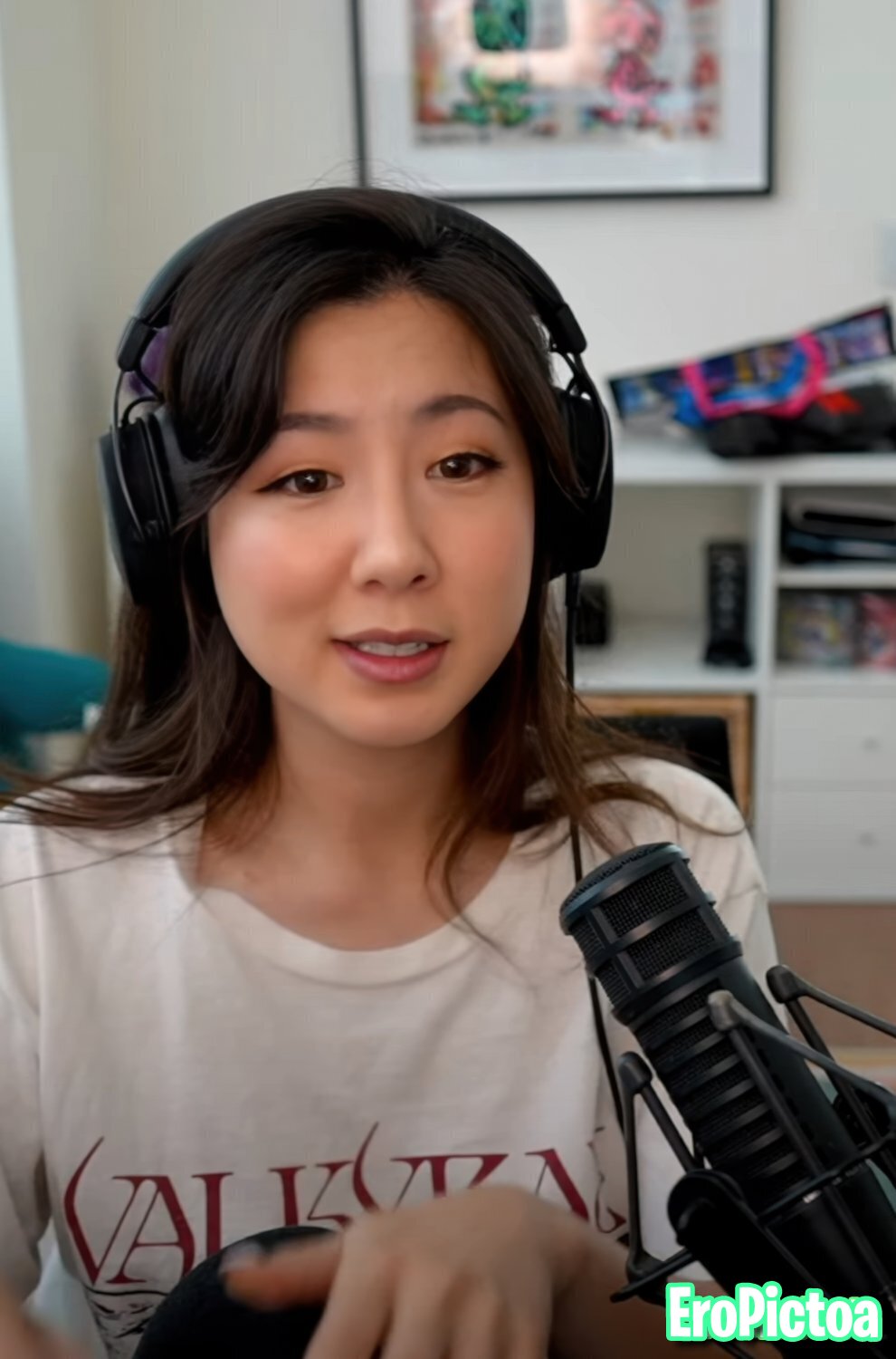 Fuslie [2] photo featuring youtube - Part 50