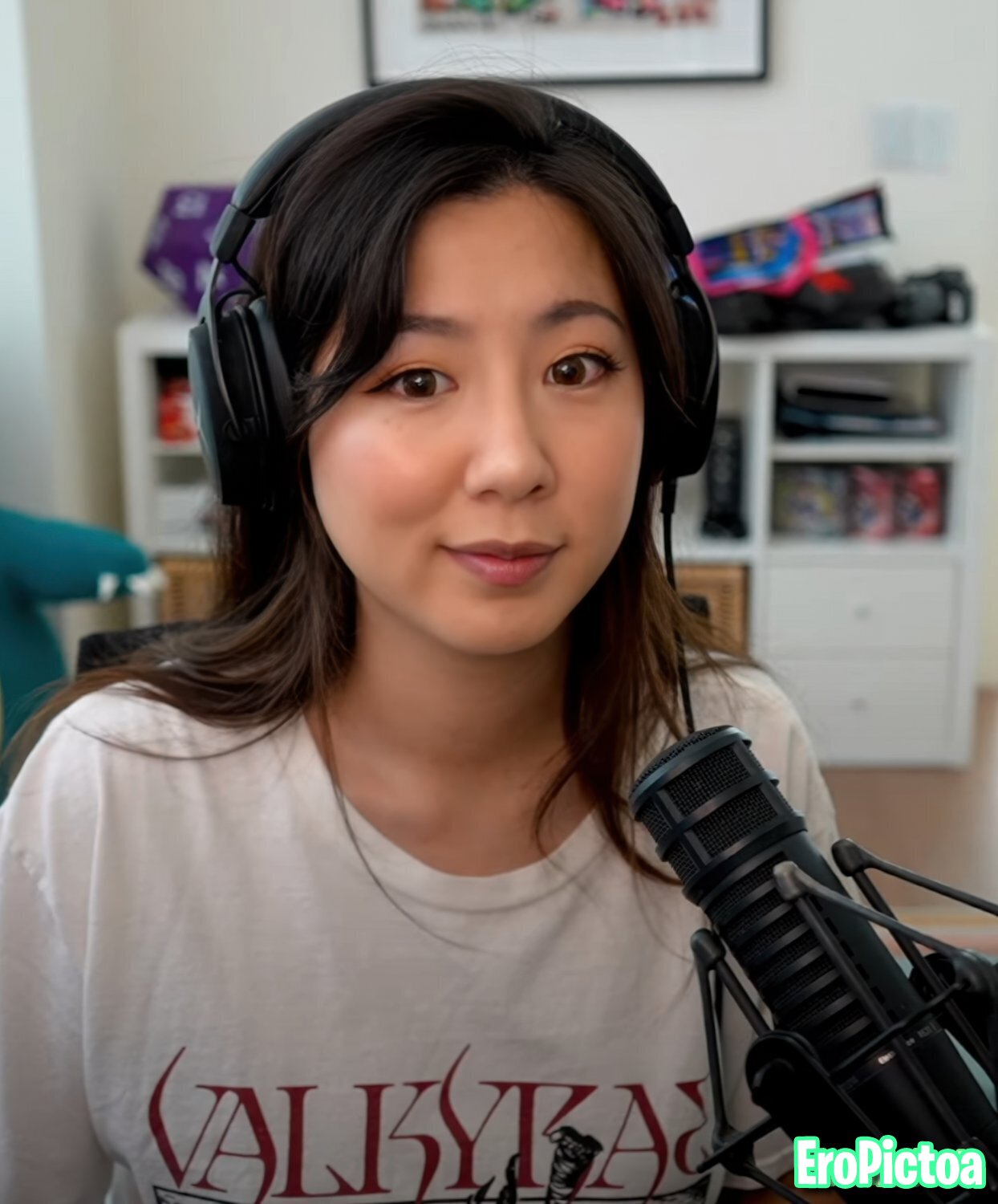 Fuslie [2] photo featuring brunette asian - Part 54