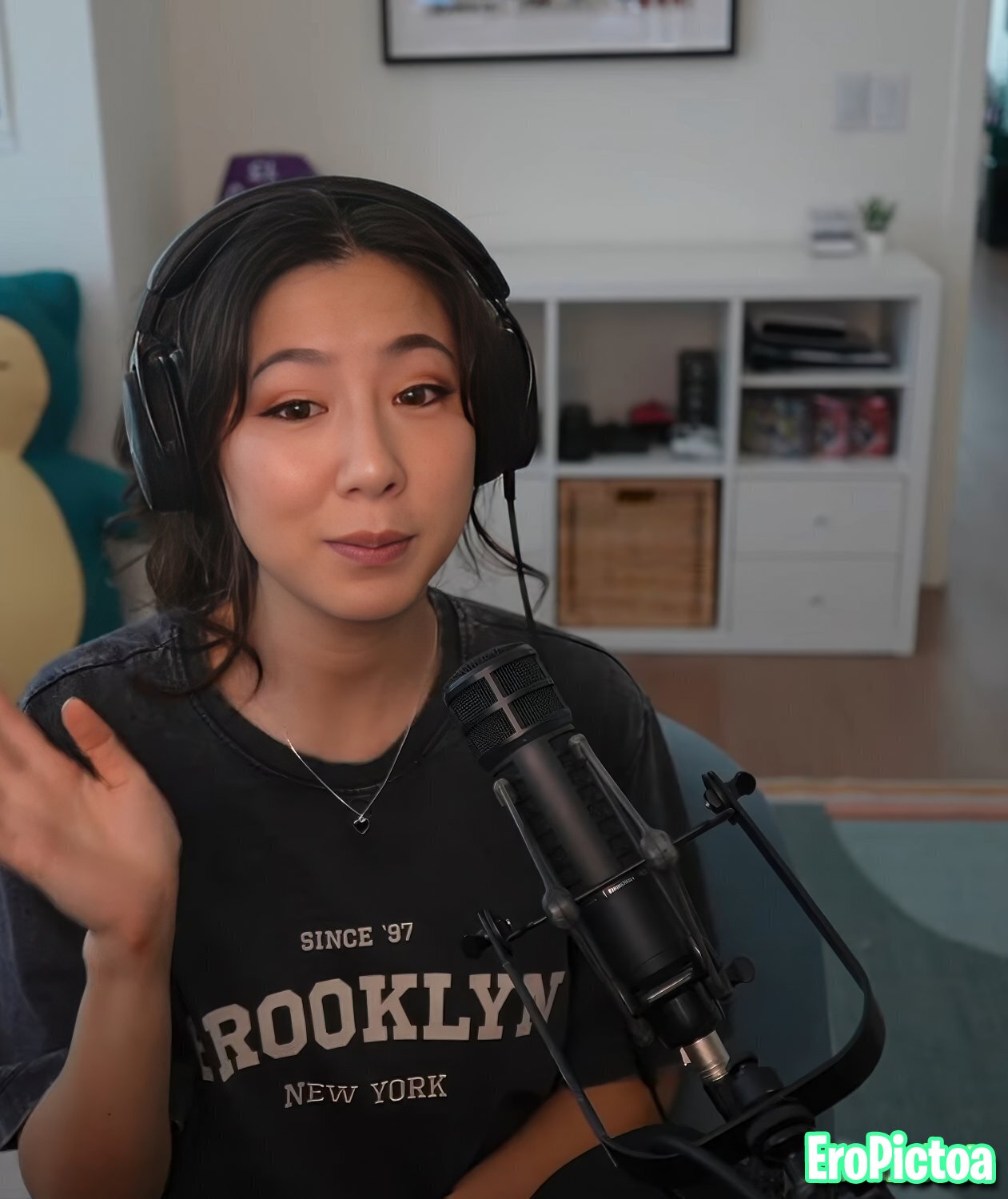 Fuslie [2] photo featuring petite - Part 7