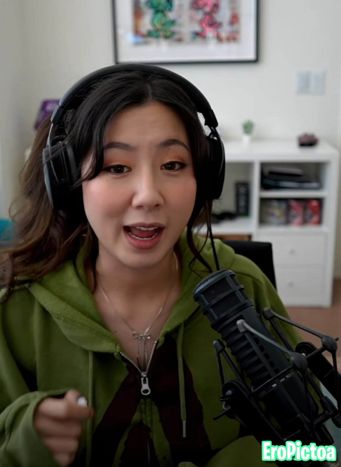 Fuslie [2] photo featuring youtube - Part 65