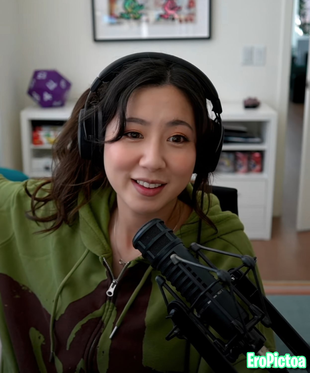 Fuslie [2] photo featuring gamer girl - Part 74