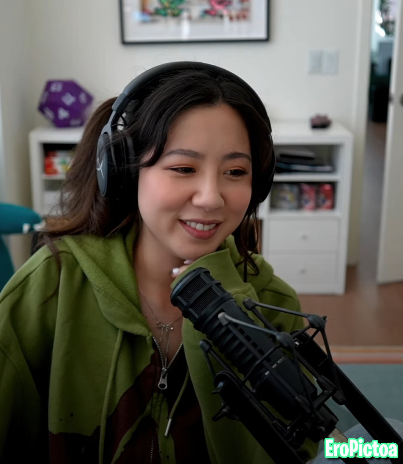 Fuslie [2] photo featuring PRK69420 - Part 75