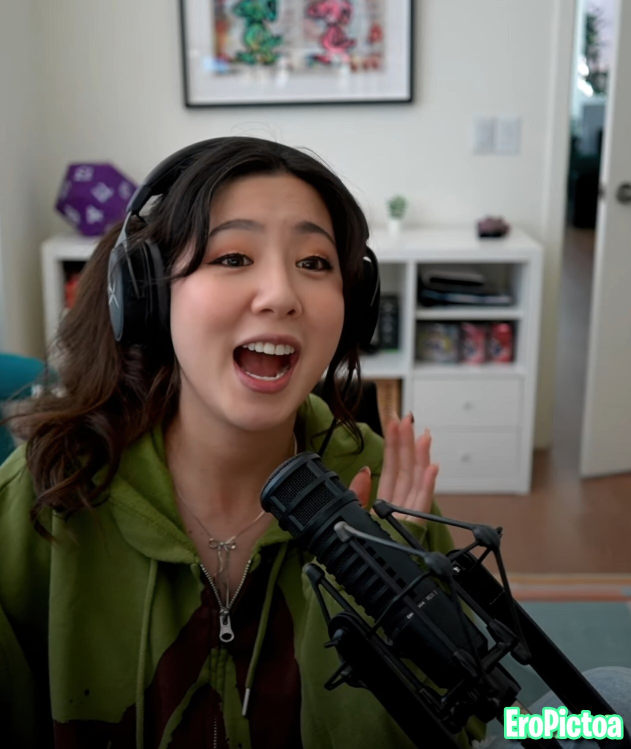 Fuslie [2] photo featuring asian - Part 76