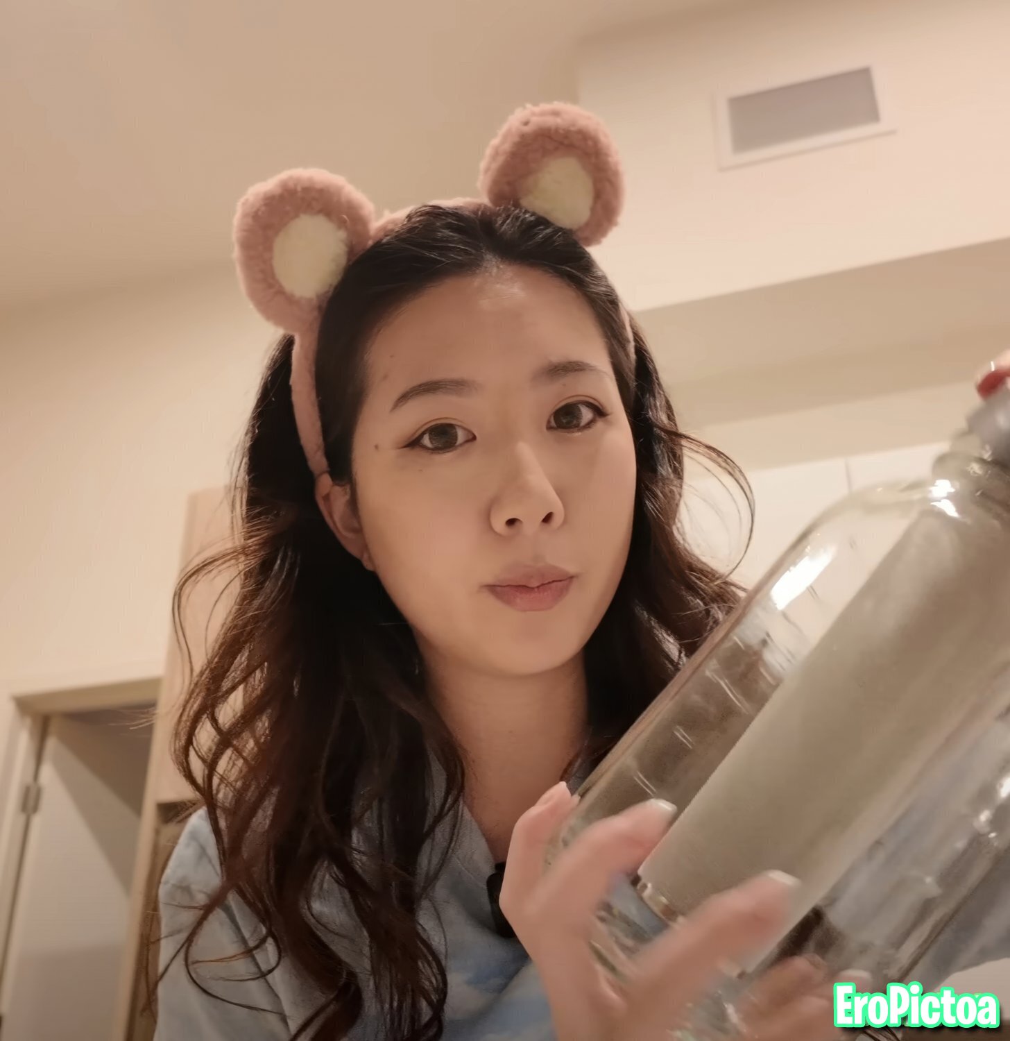 Fuslie [2] photo featuring petite - Part 97
