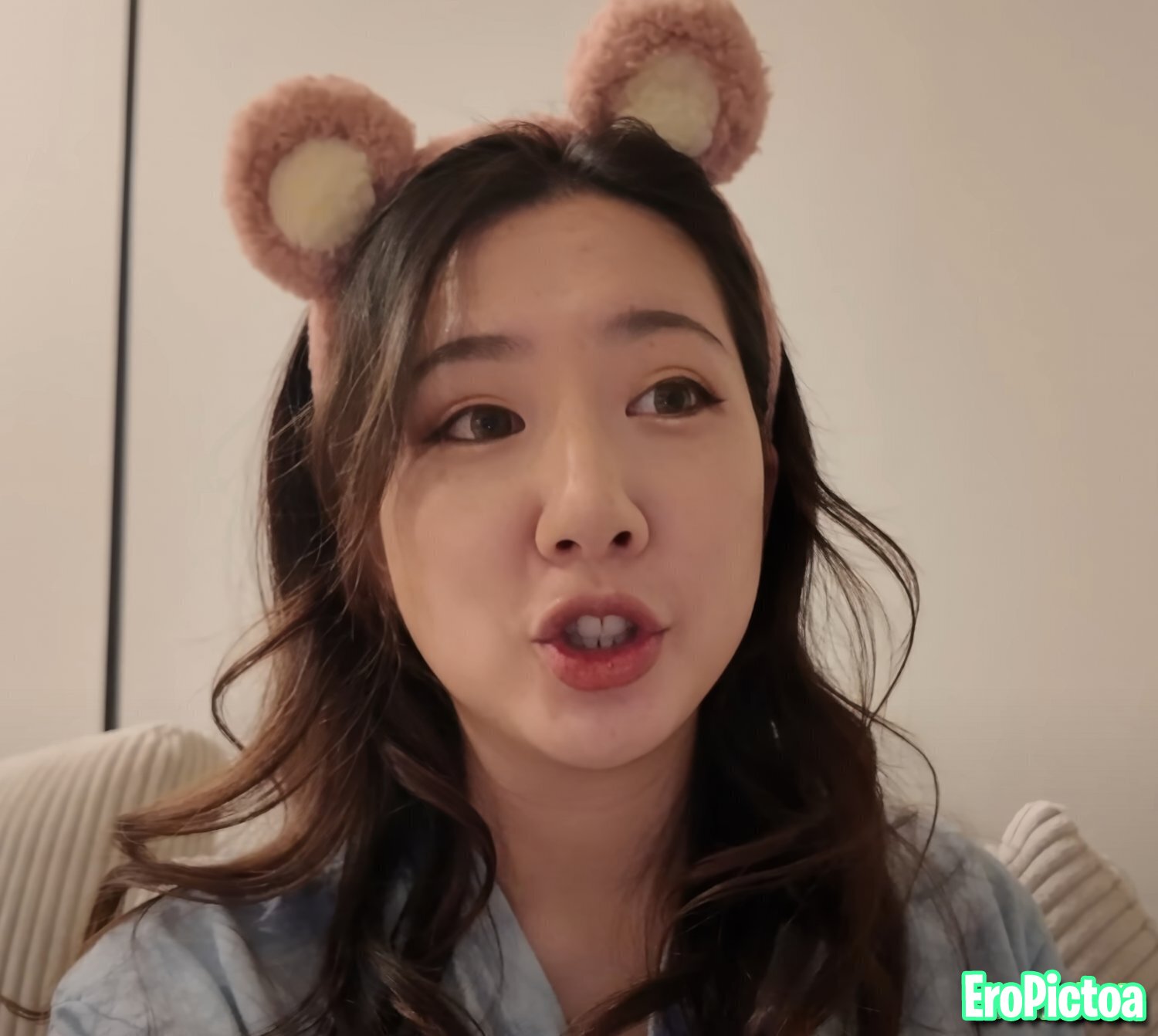 Fuslie [2] photo featuring brunette - Part 98
