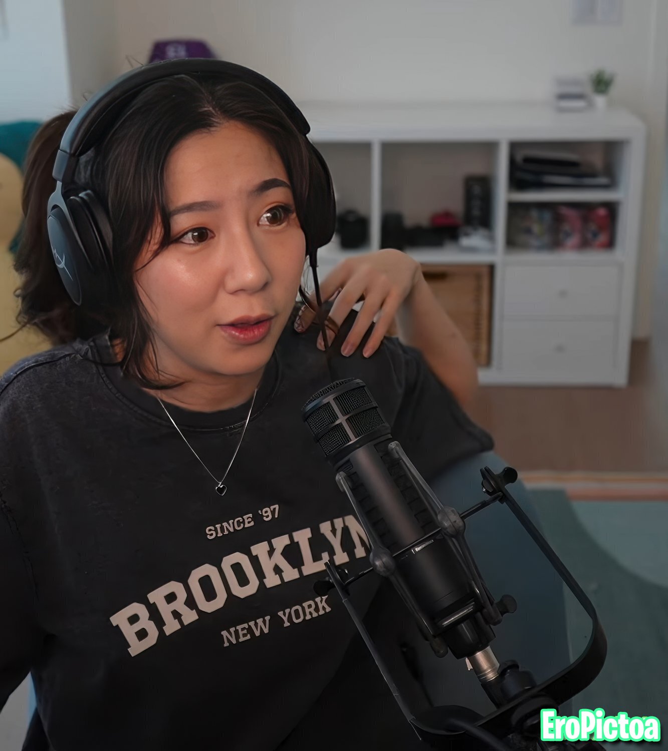 Fuslie photo featuring chinese american - Part 86