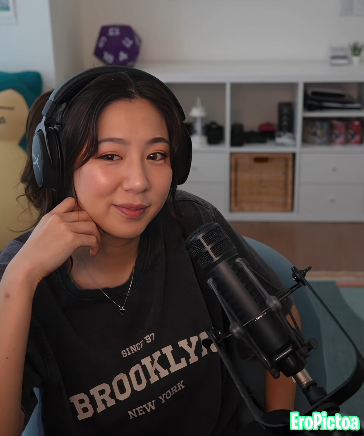 Fuslie photo featuring twitch streamer - Part 94