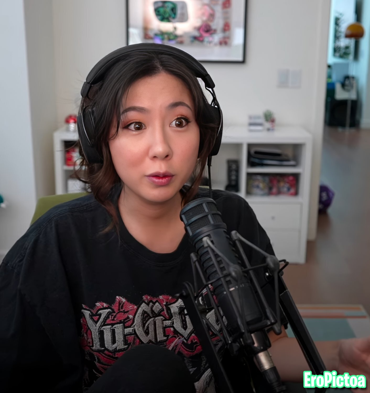 Fuslie [3] photo featuring twitch streamer - Part 13