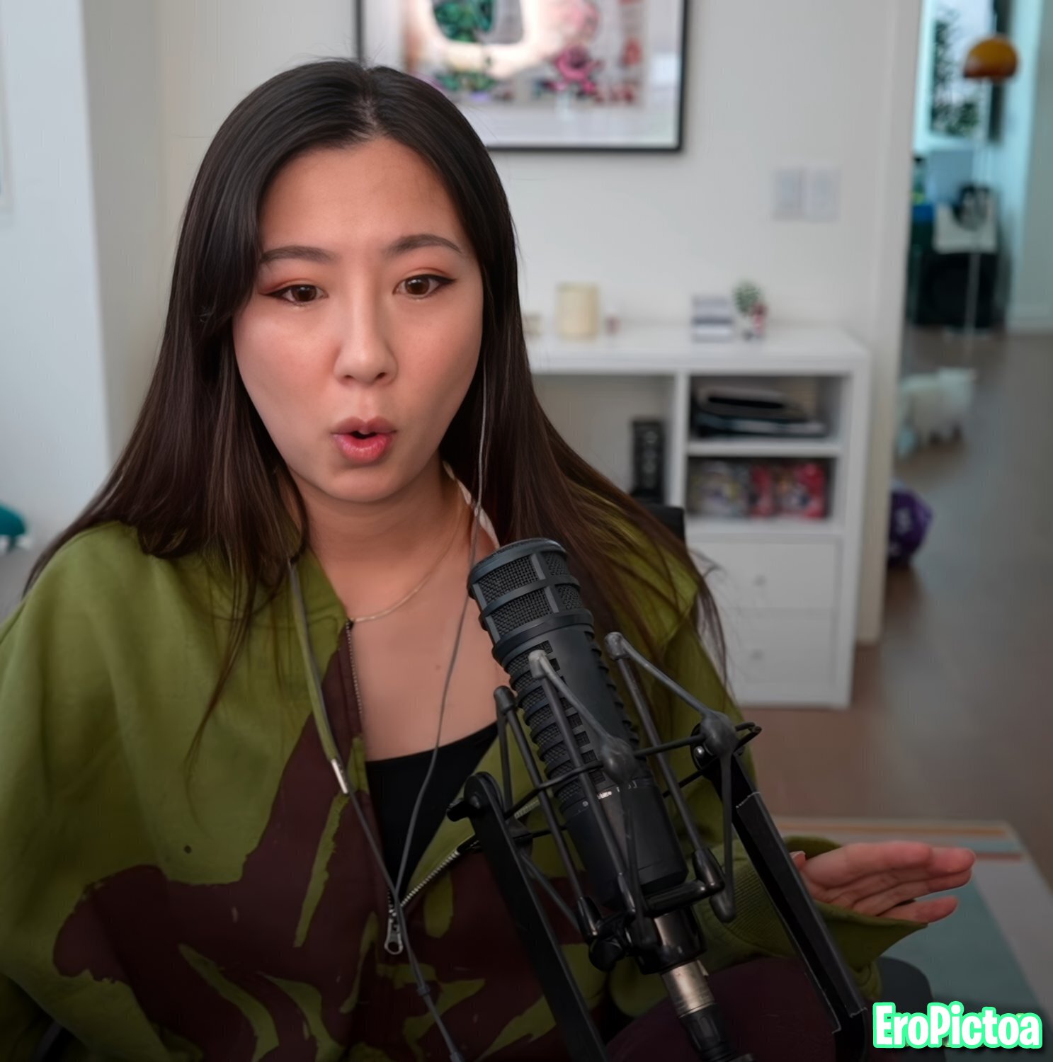 Fuslie [3] photo featuring petite - Part 27