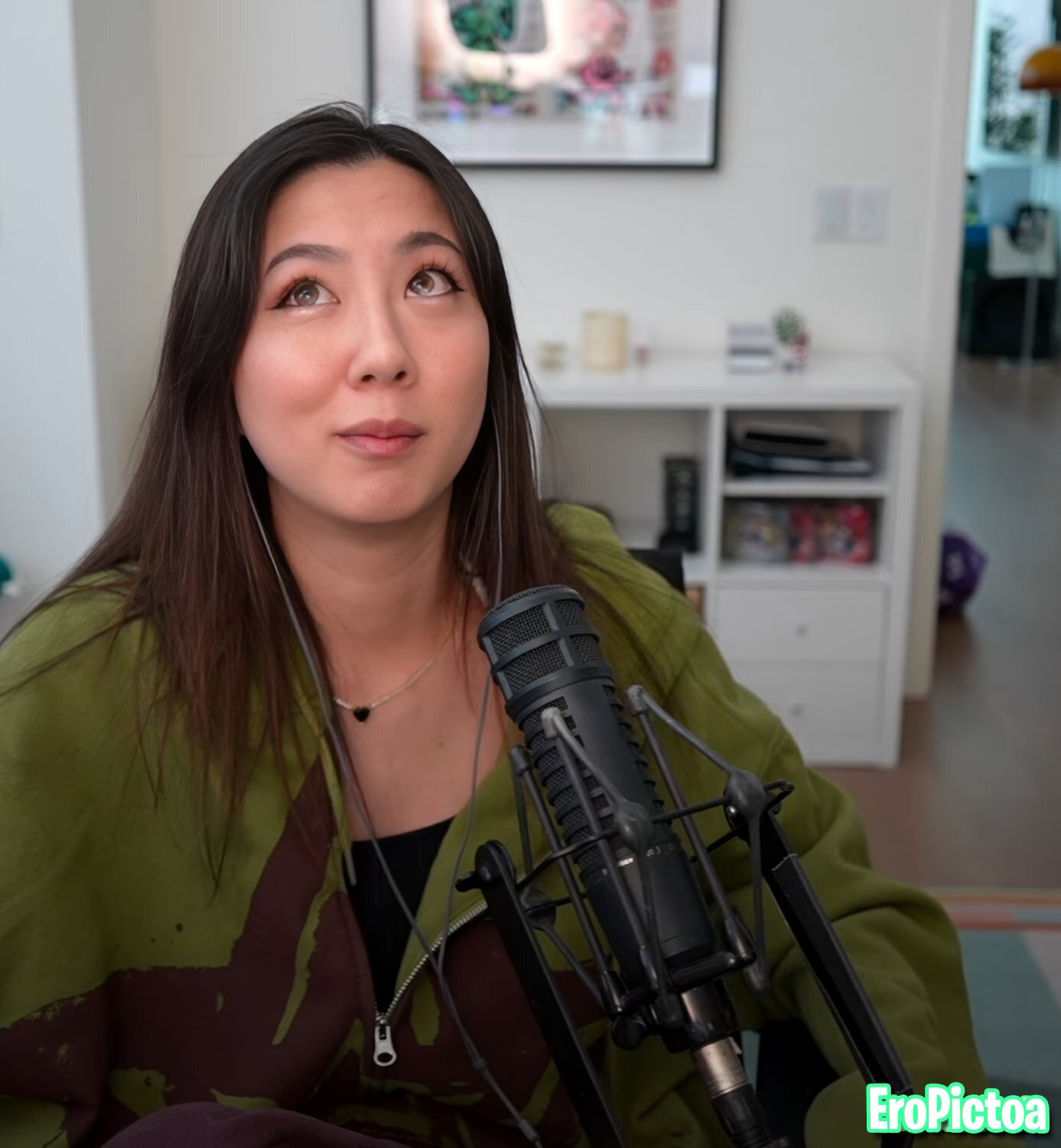 Fuslie [3] photo featuring twitch streamer - Part 31