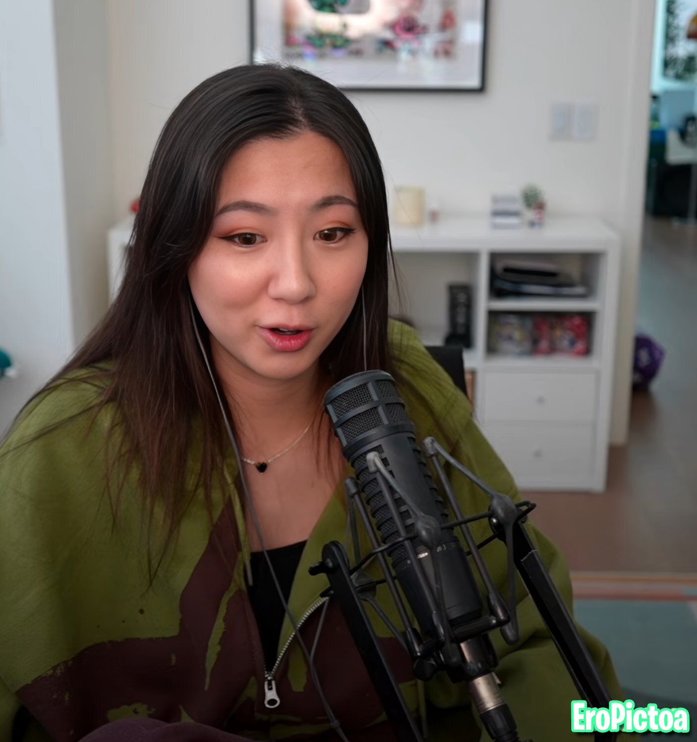Fuslie [3] photo featuring chinese - Part 5