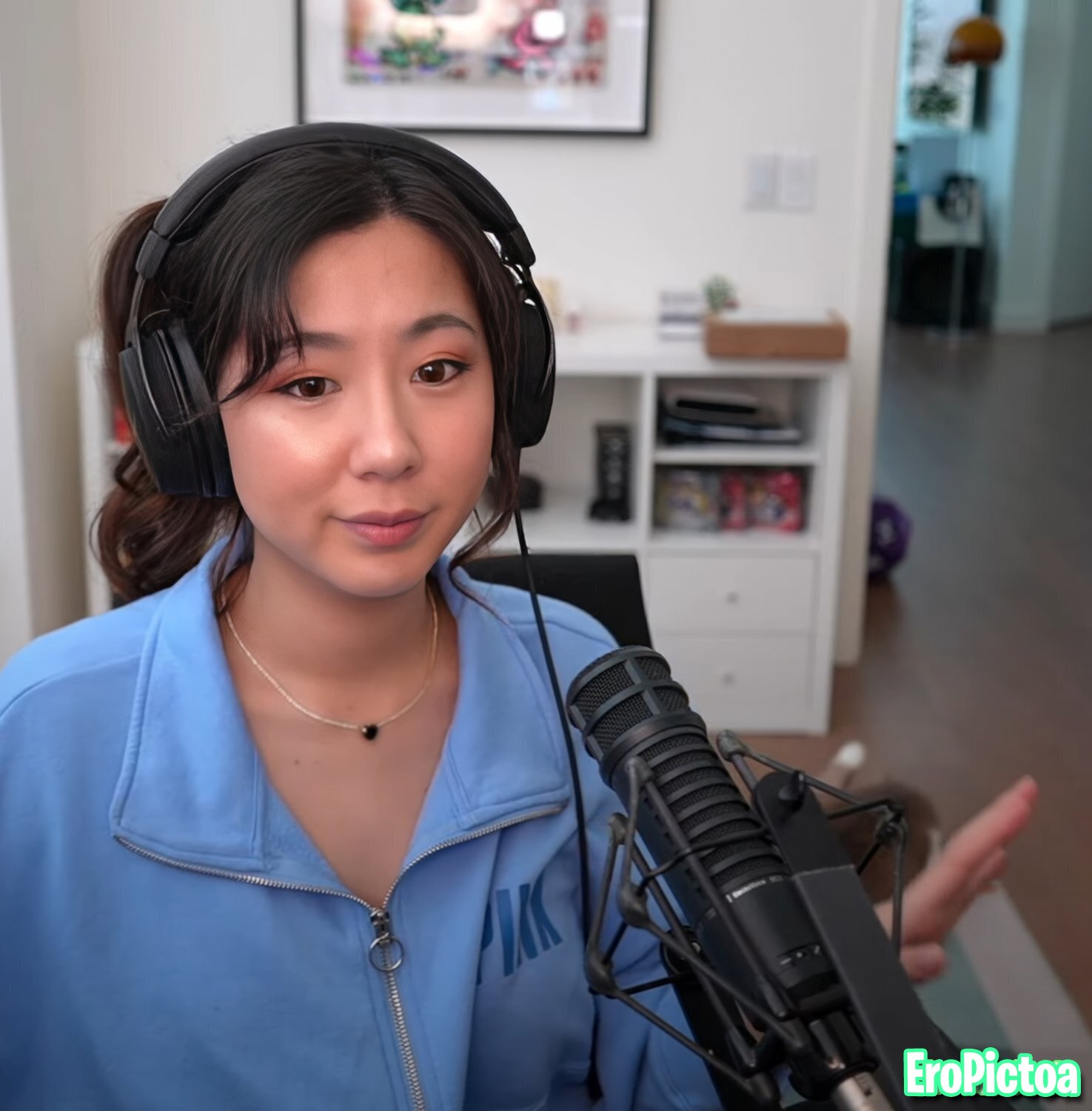 Fuslie [3] photo featuring gamer - Part 68