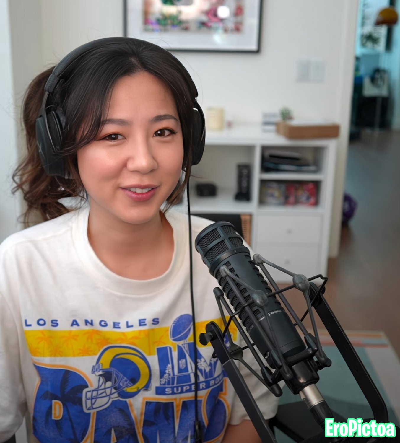 Fuslie [3] photo featuring gamer girl - Part 87