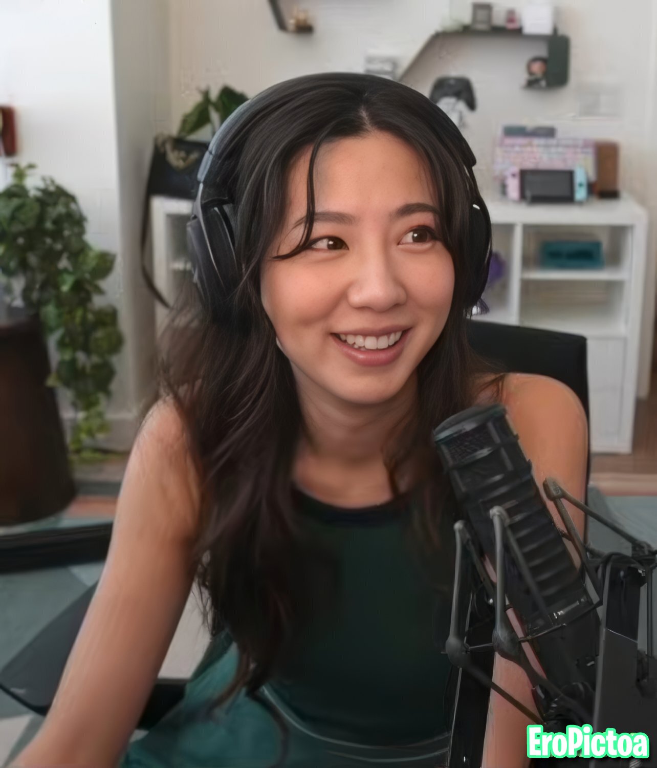 Fuslie [12] photo featuring PRK69420 - Part 14