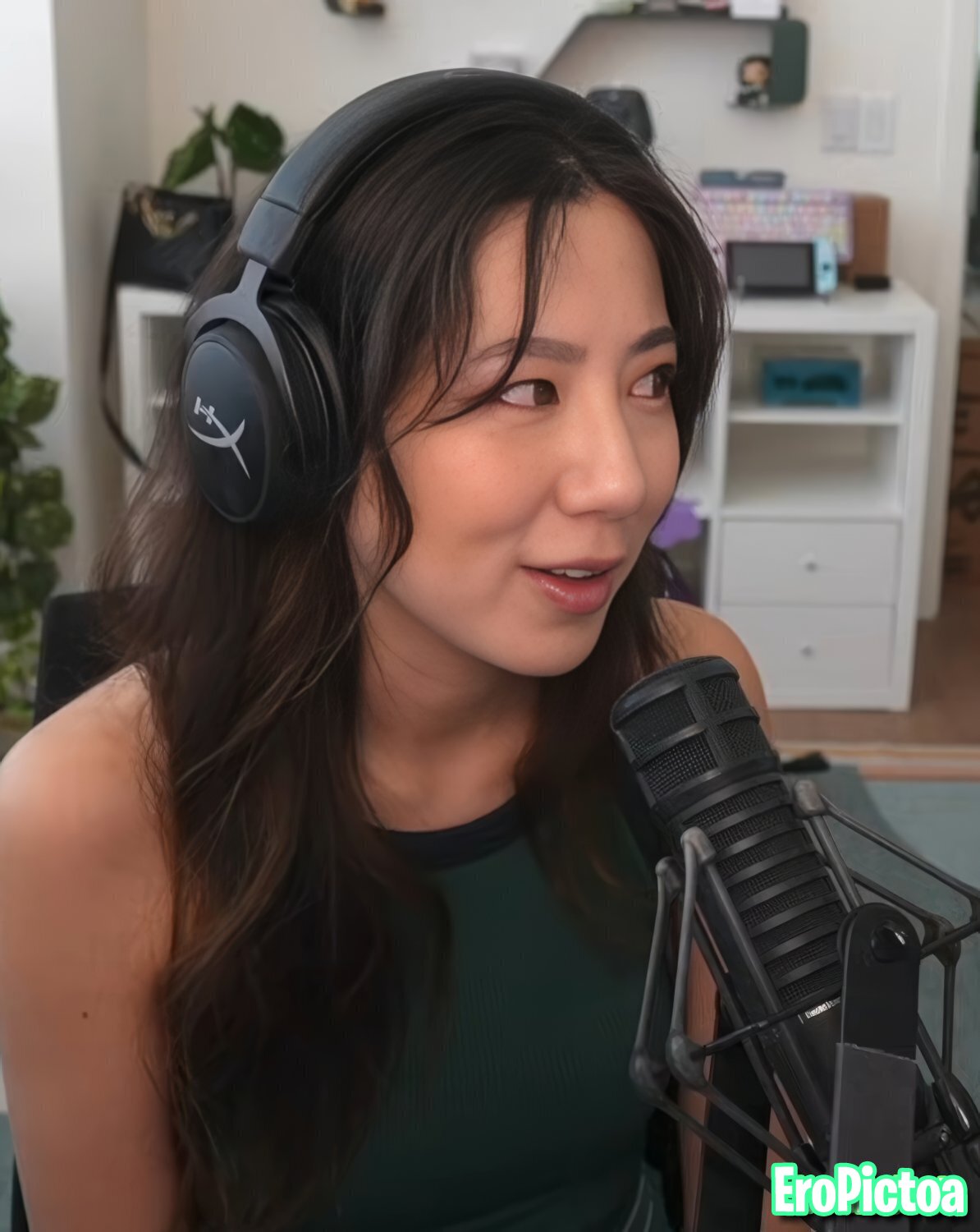 Fuslie [12] photo featuring petite - Part 20