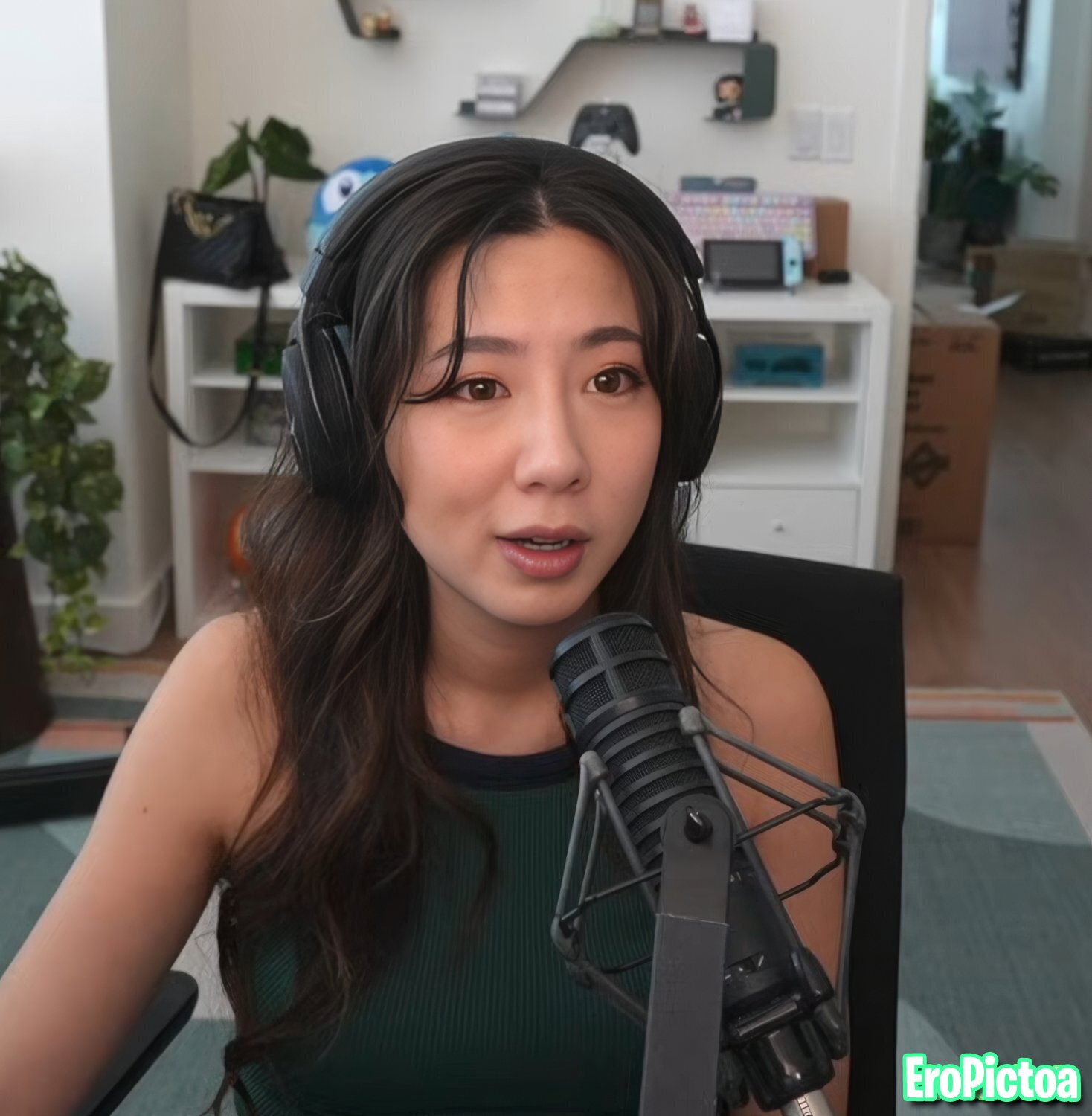 Fuslie [12] photo featuring amateur - Part 22