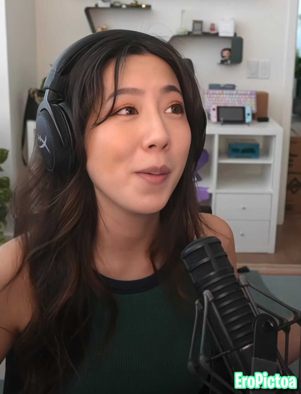 Fuslie [12] photo featuring twitch - Part 25