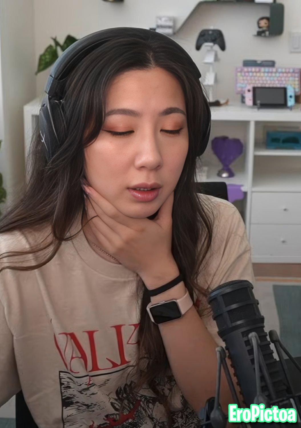 Fuslie [12] photo featuring petite - Part 6