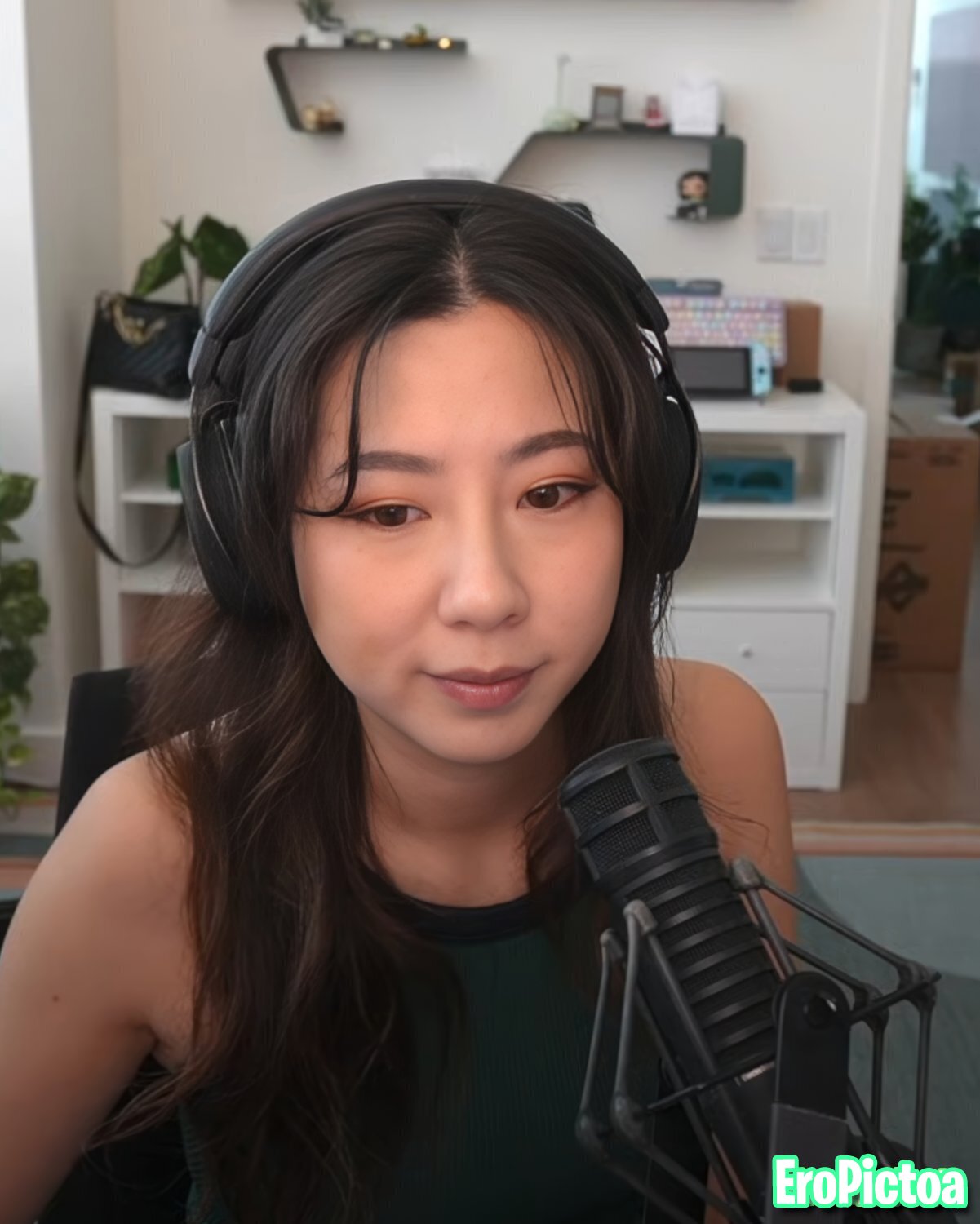 Fuslie [12] photo featuring petite - Part 34