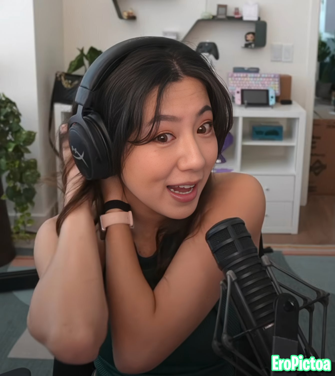 Fuslie [12] photo featuring chinese american - Part 33