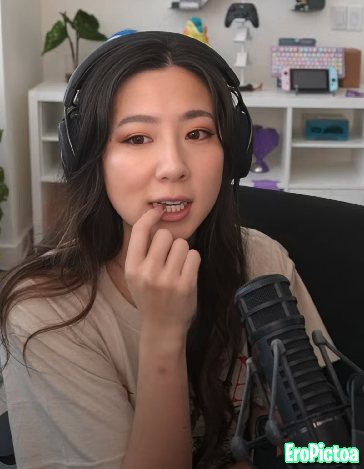 Fuslie [12] photo featuring chinese - Part 46