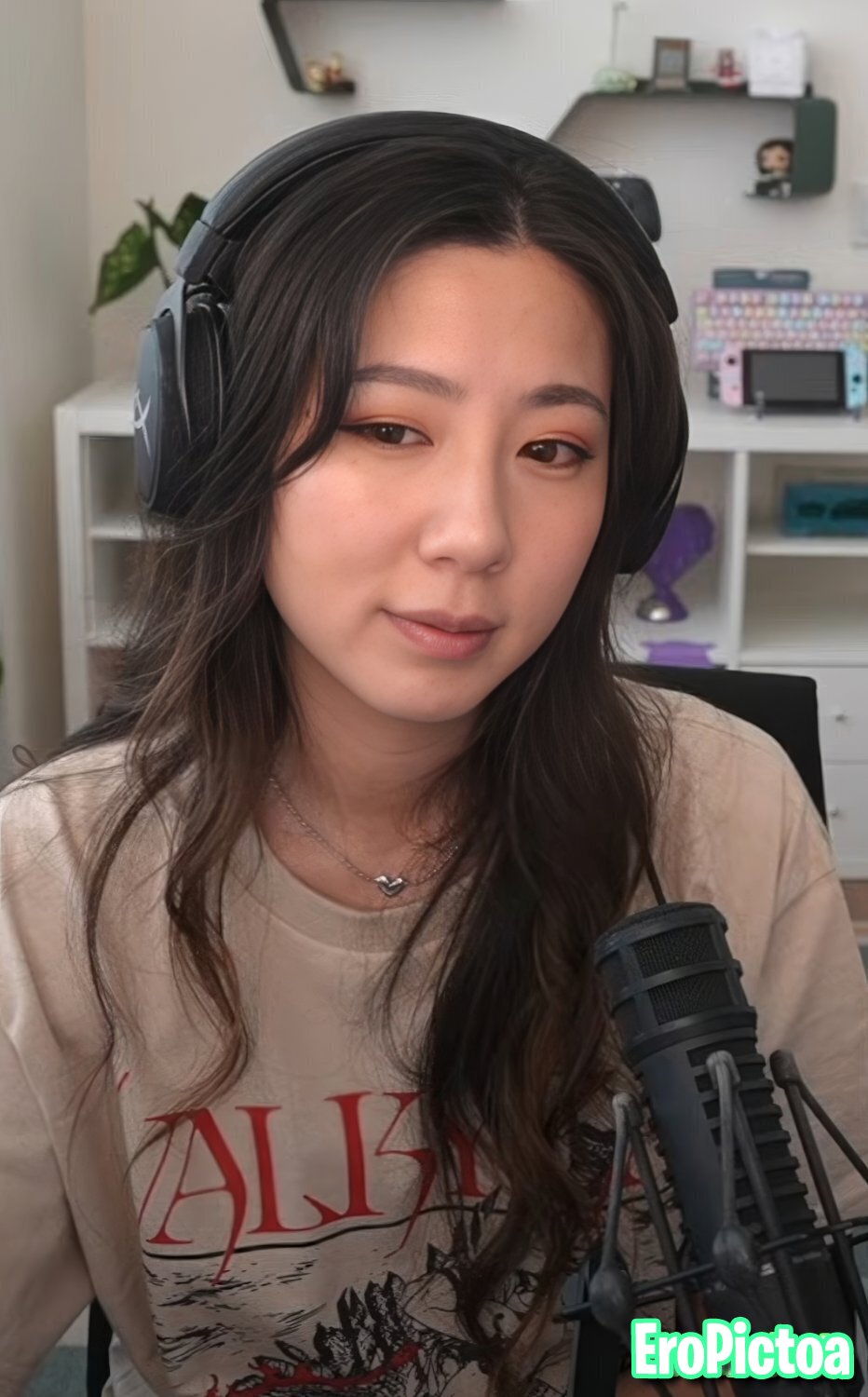 Fuslie [12] photo featuring chinese american - Part 47