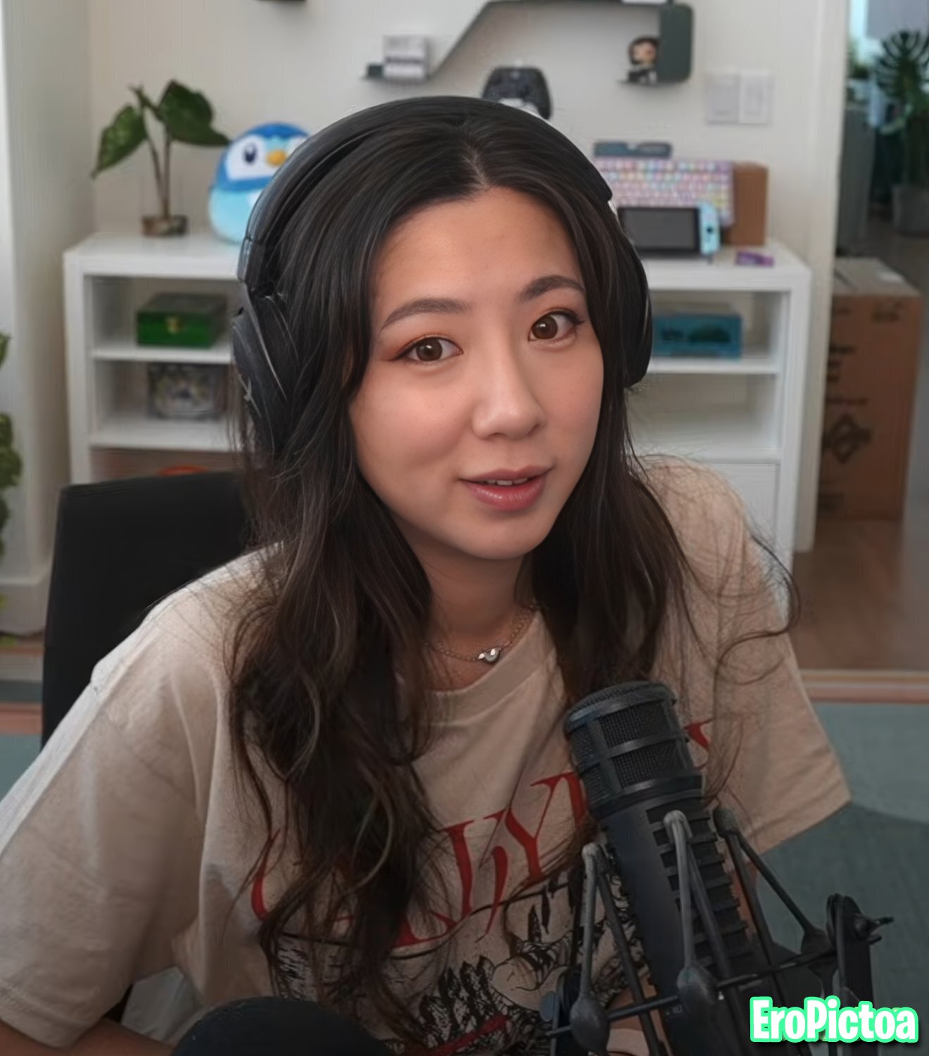 Fuslie [12] photo featuring petite - Part 48