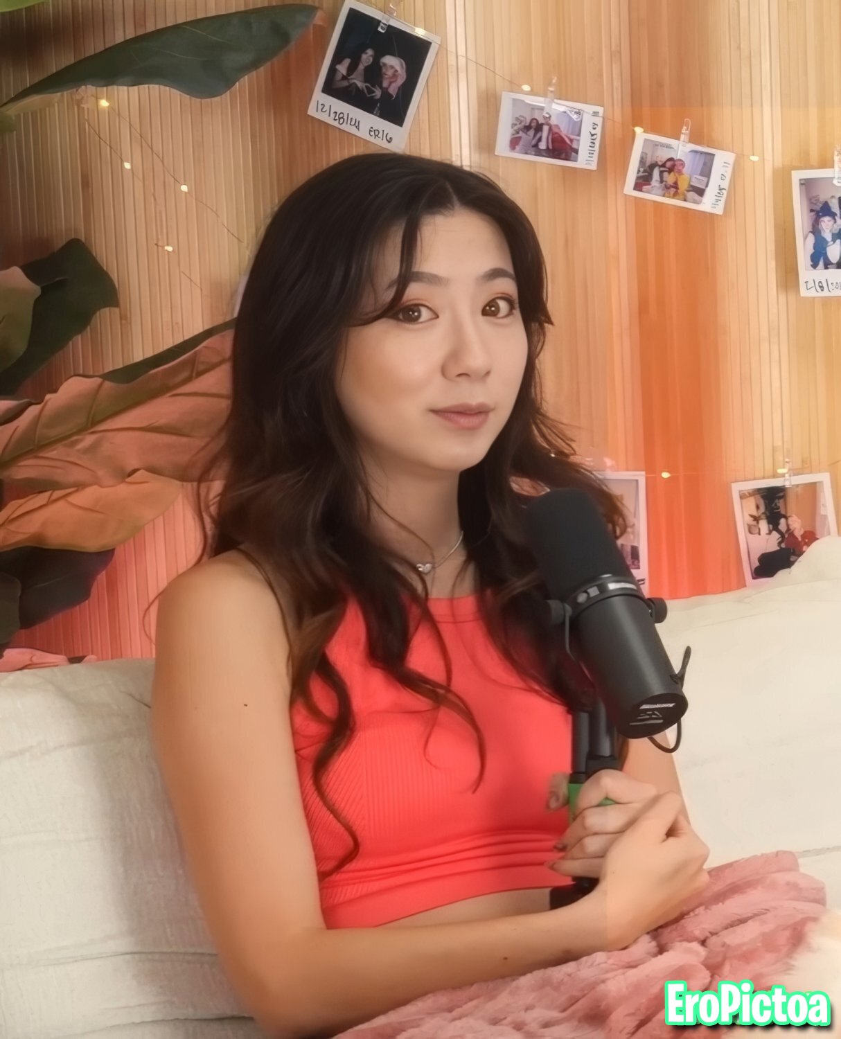 Fuslie [12] photo featuring twitch - Part 53