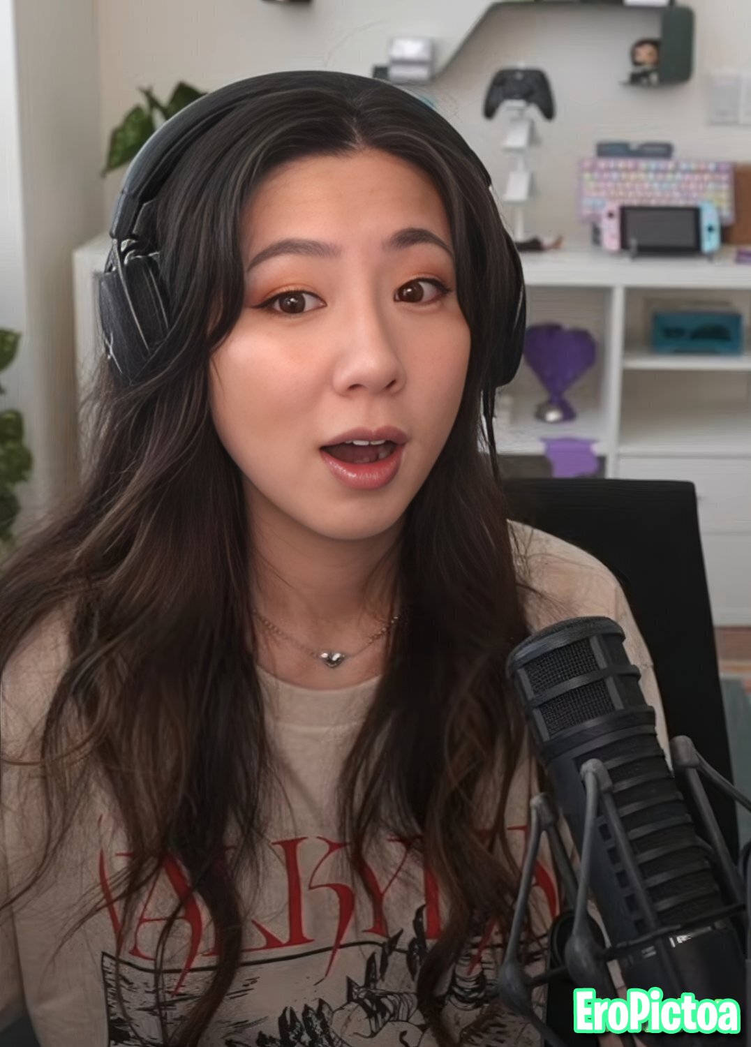 Fuslie [12] photo featuring chinese american - Part 5
