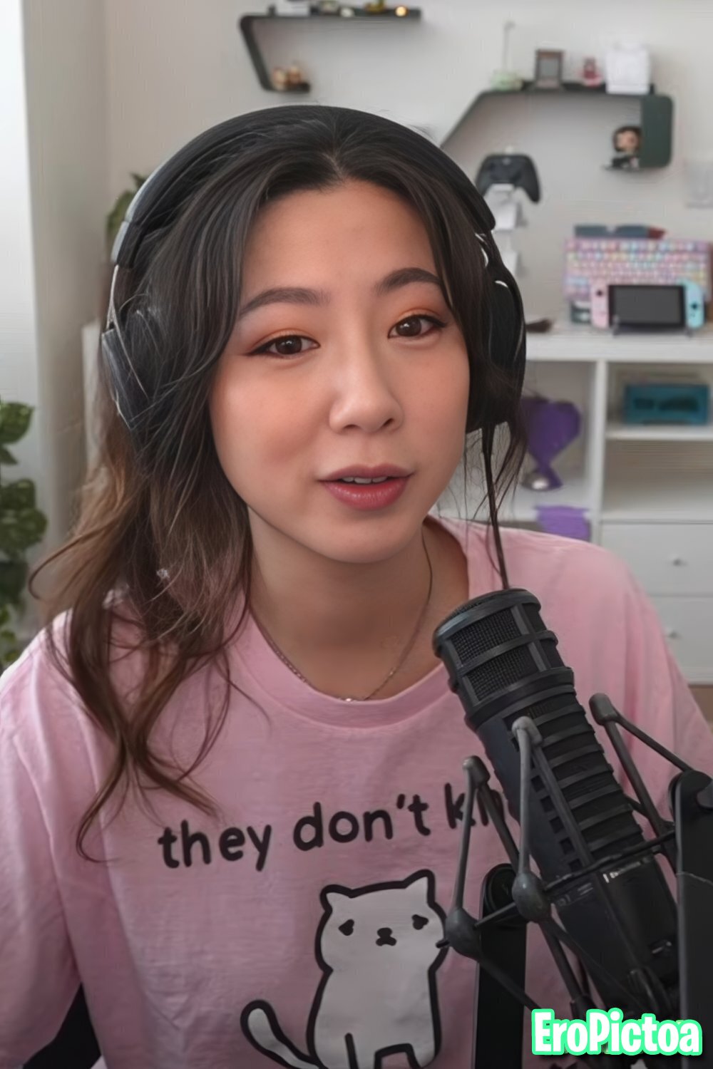 Fuslie [12] photo featuring twitch - Part 81